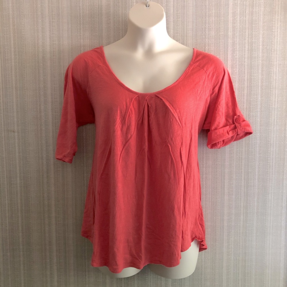 B.U.M. Coral Tee with adjustable sleeves